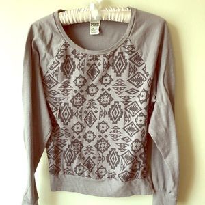 Victoria’s Secret Pink Gray Long Sleeve T-Short XS